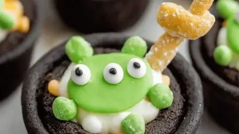 Spooky Cauldron Cookies perfect for Halloween treats